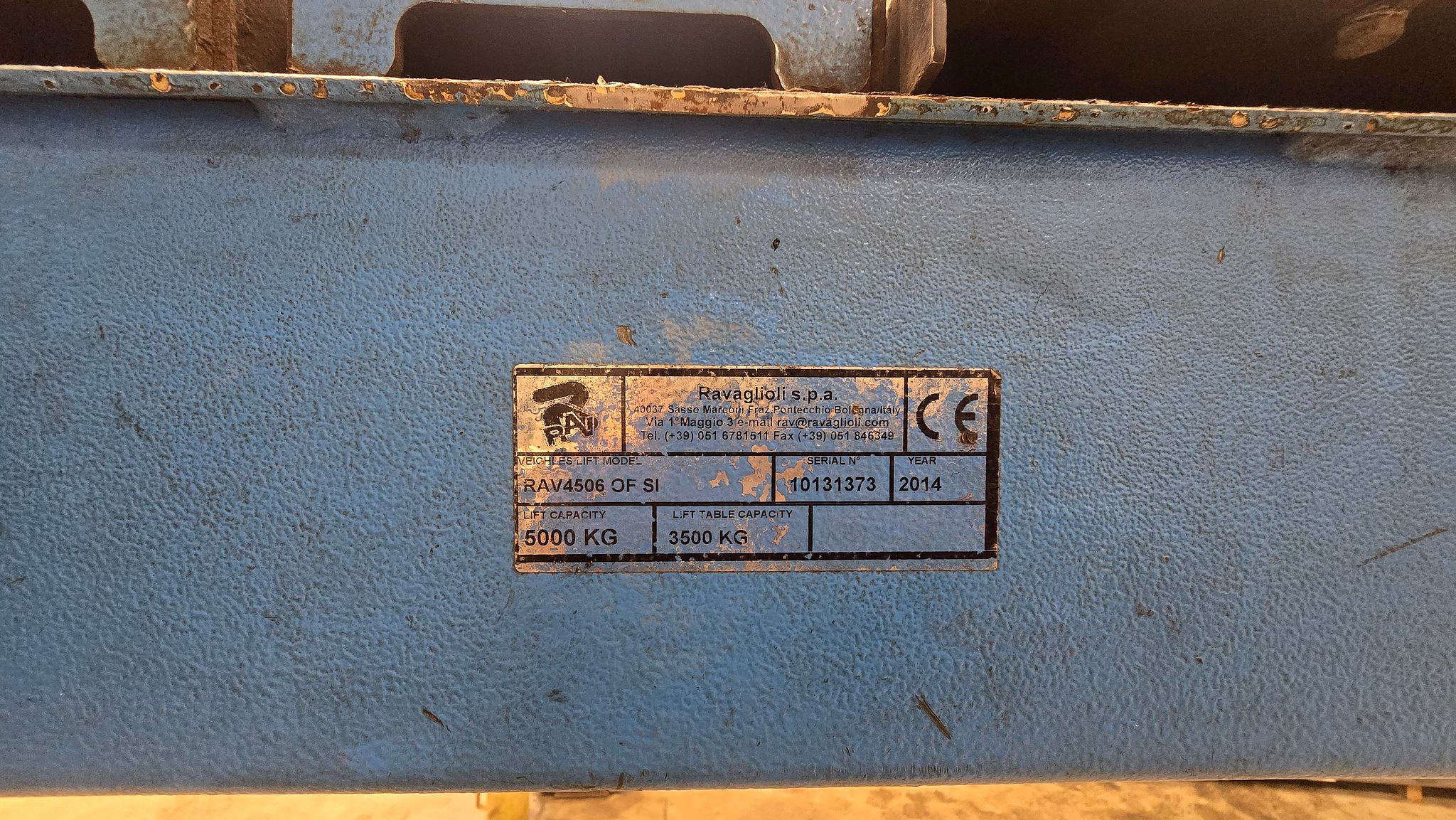 Image 4/4