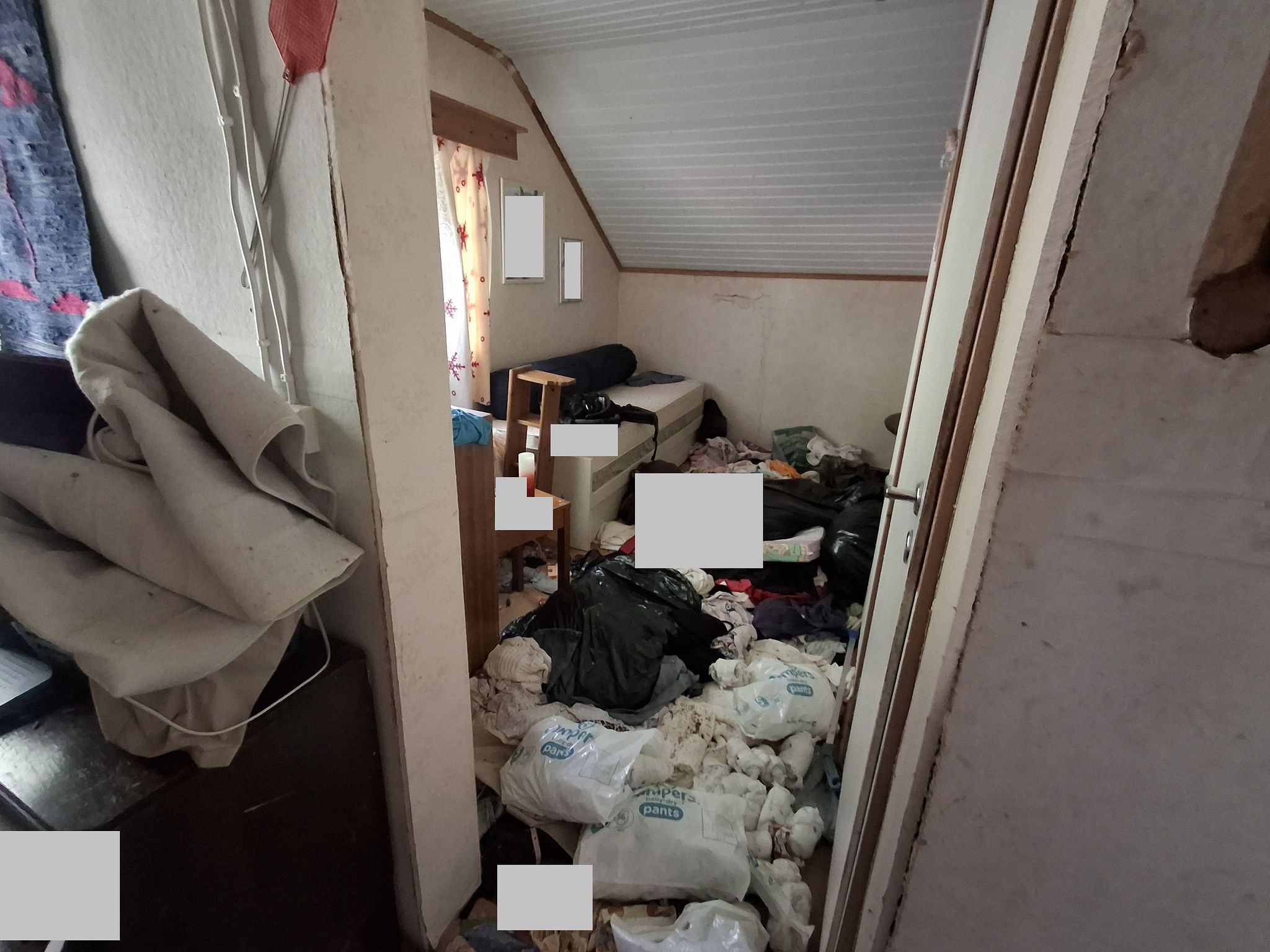 Image 15/32