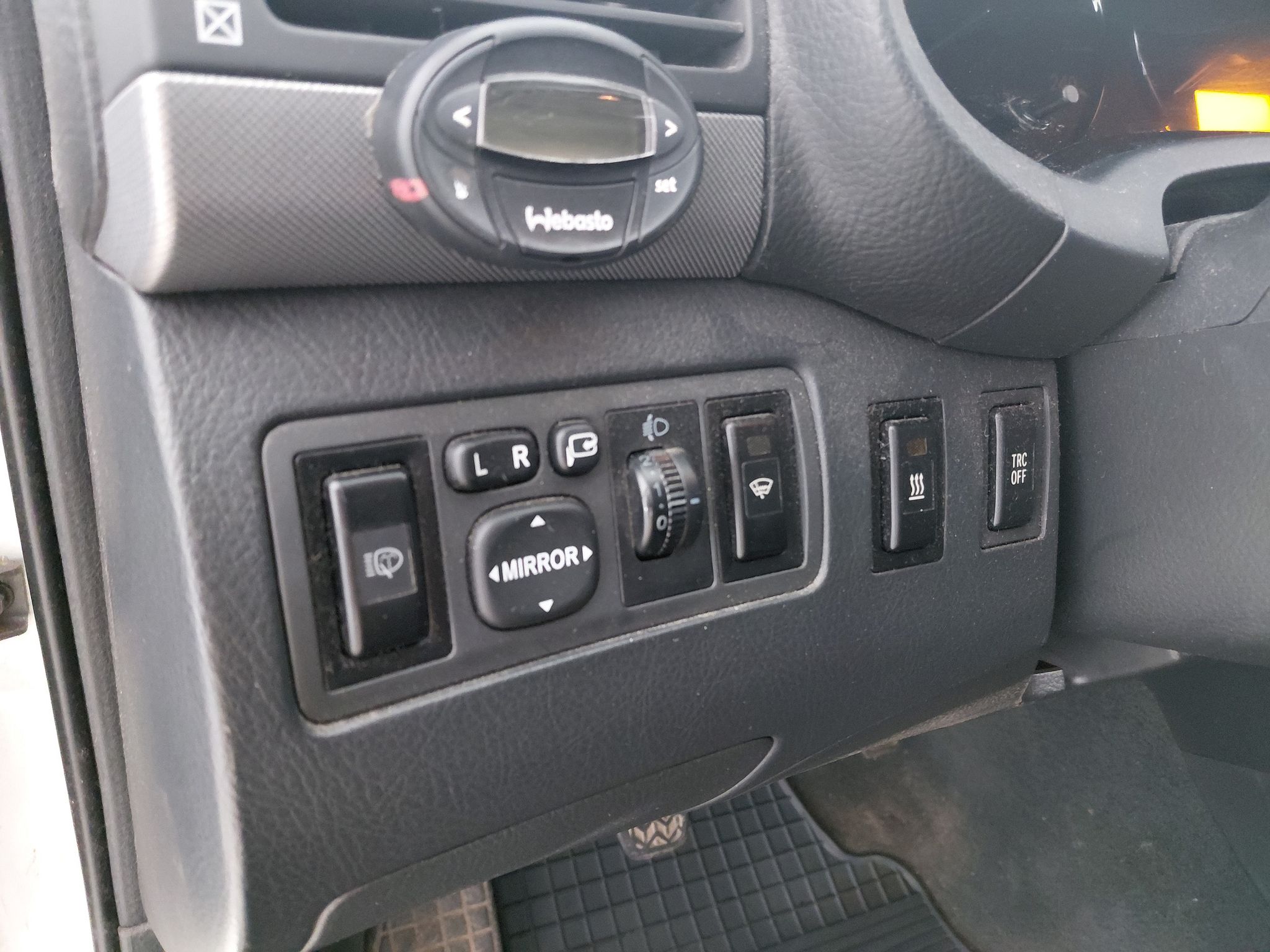 Image 11/18