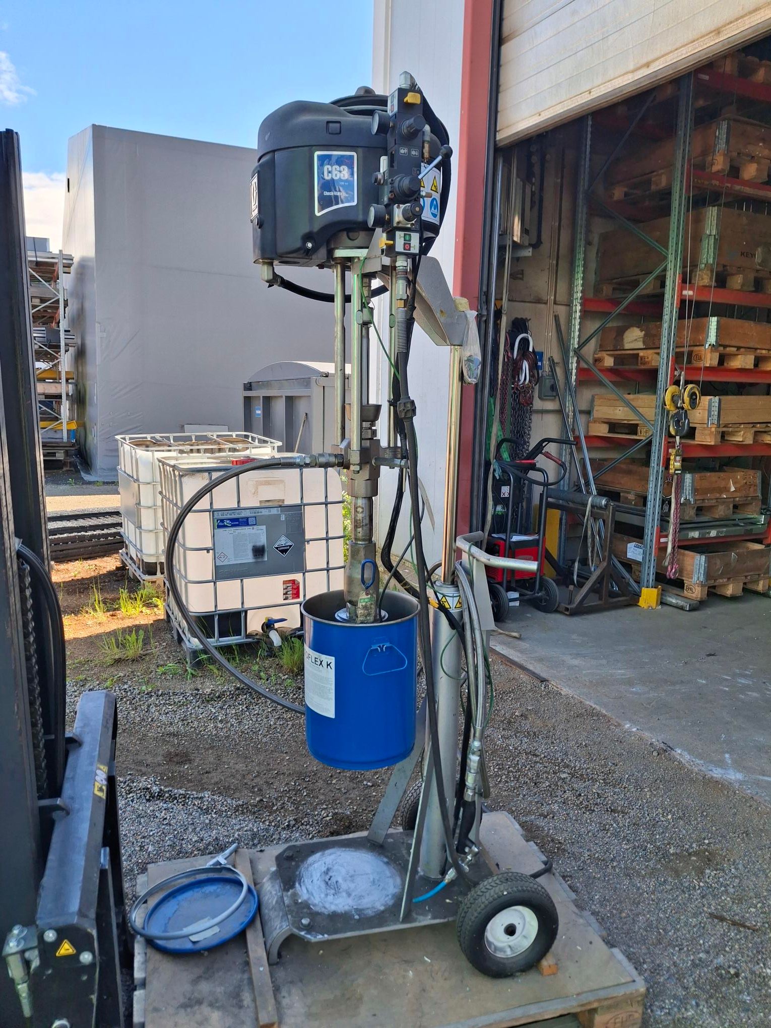 Image 3/7