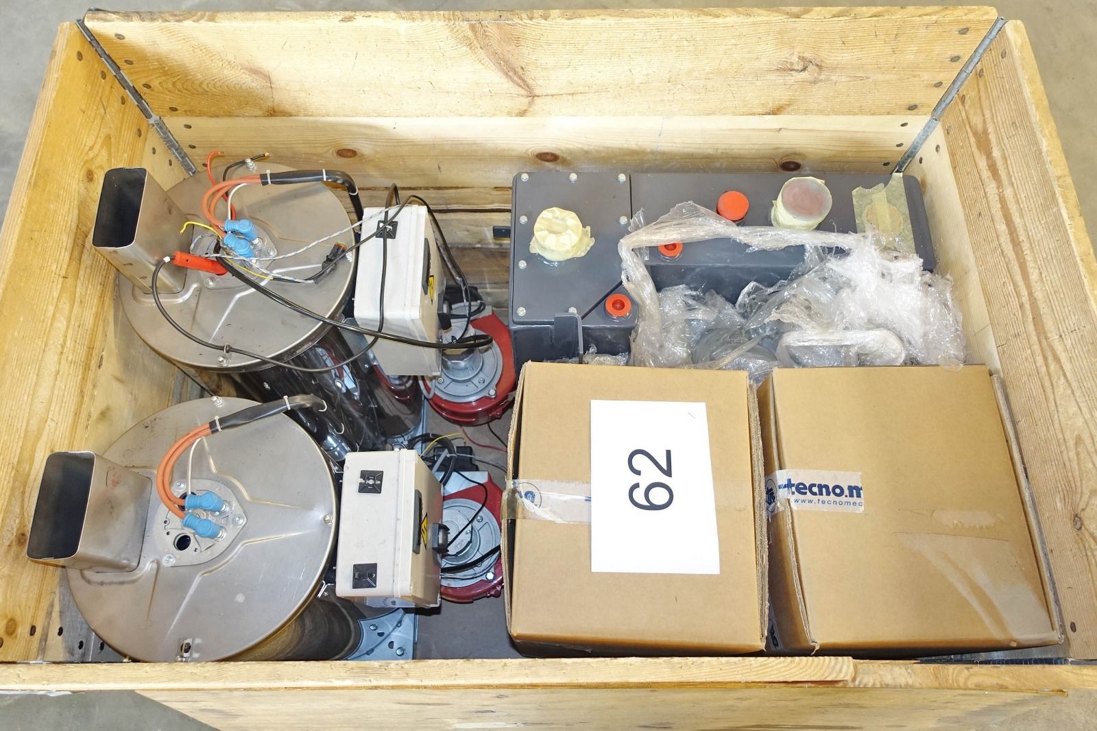 Image 1/6