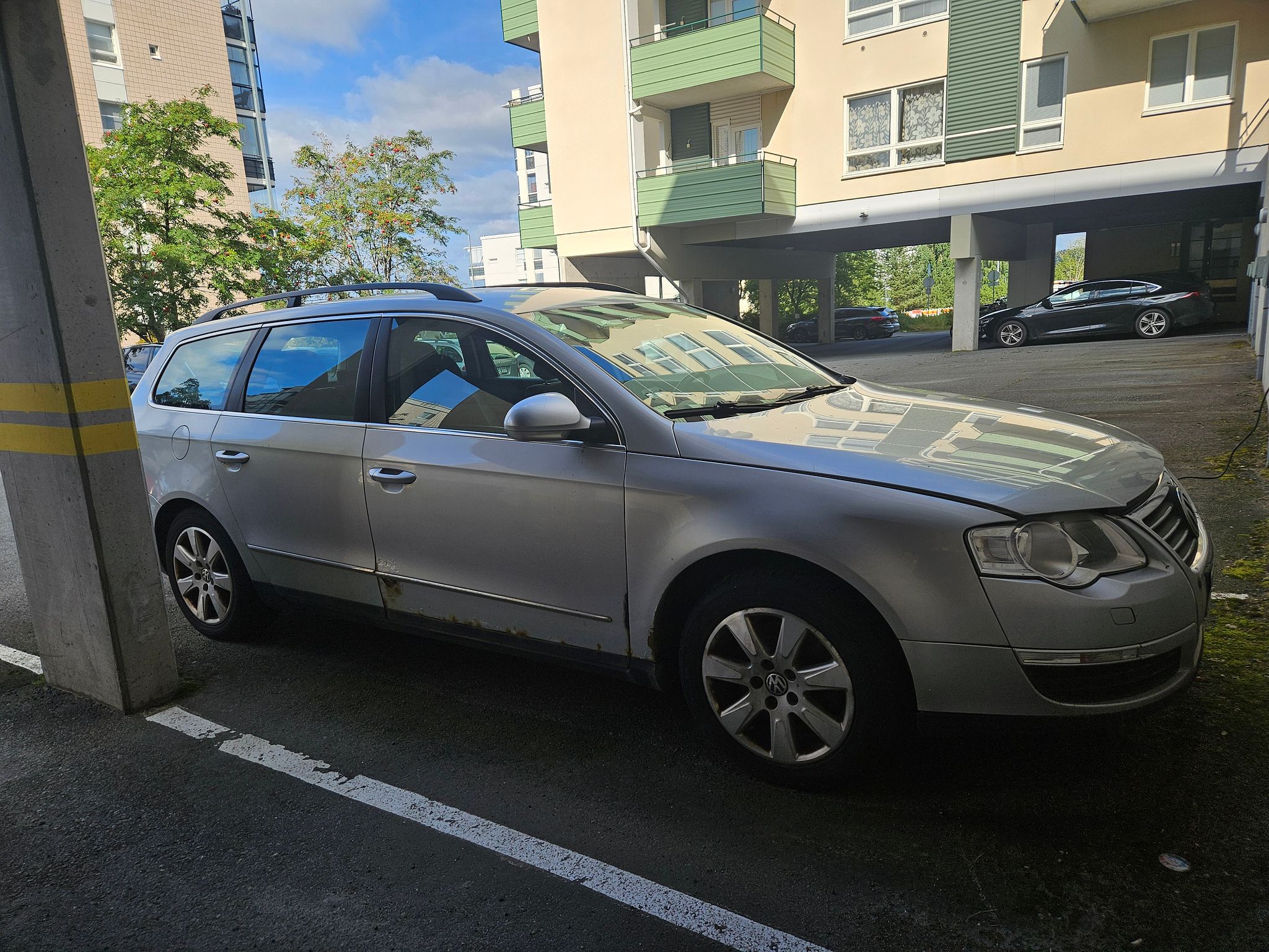 Image 1/11