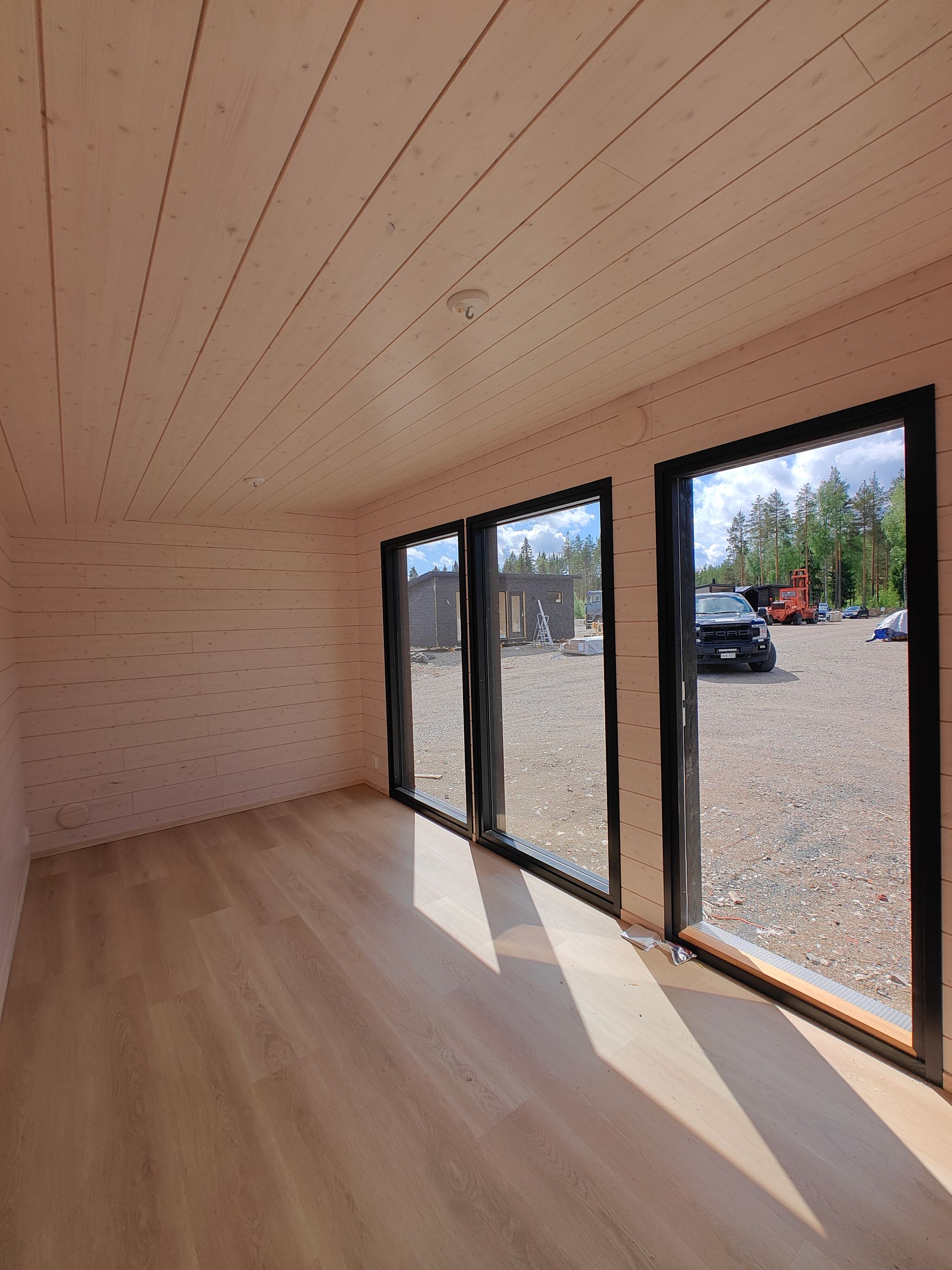 Image 7/22