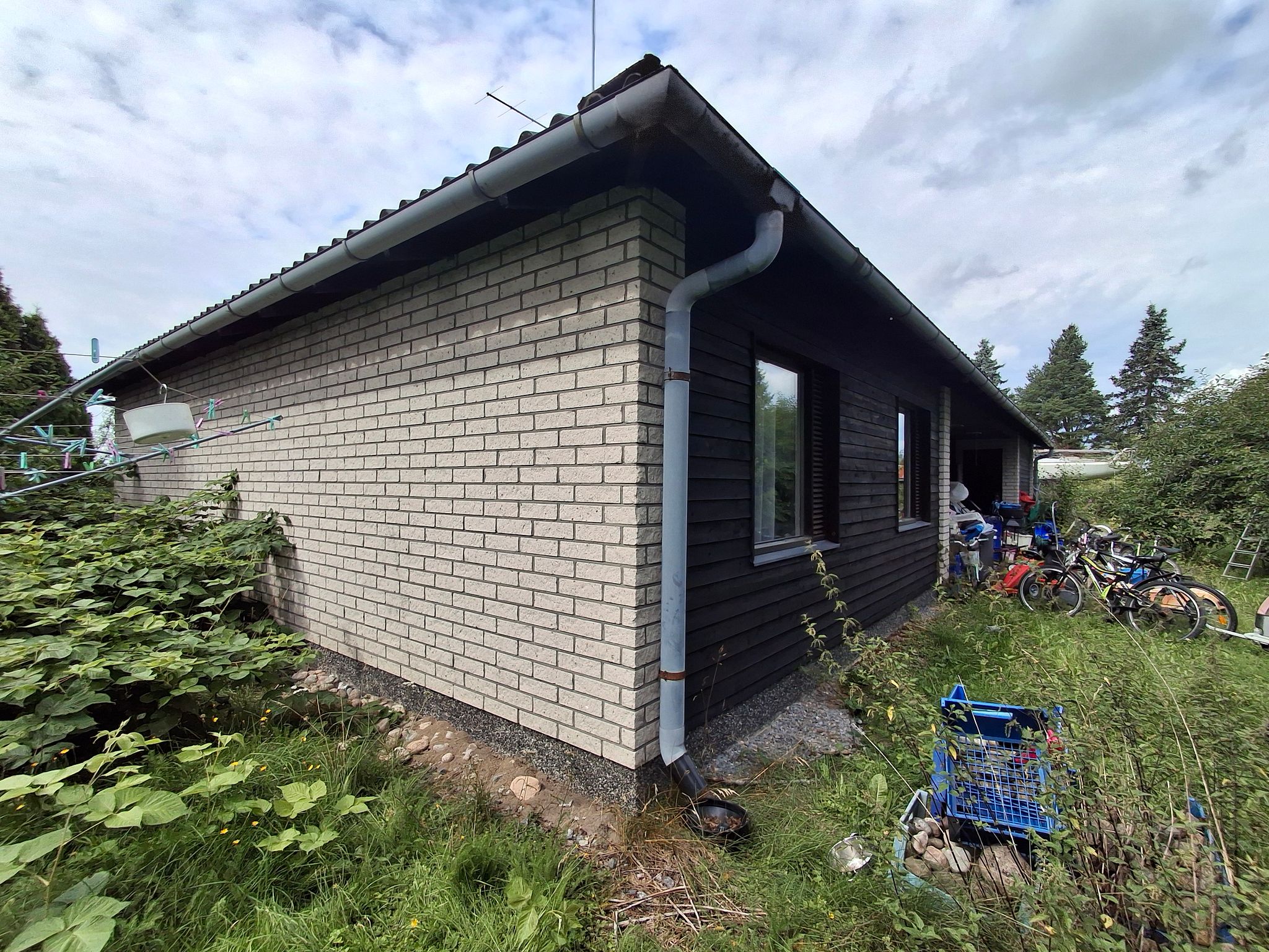 Image 17/23