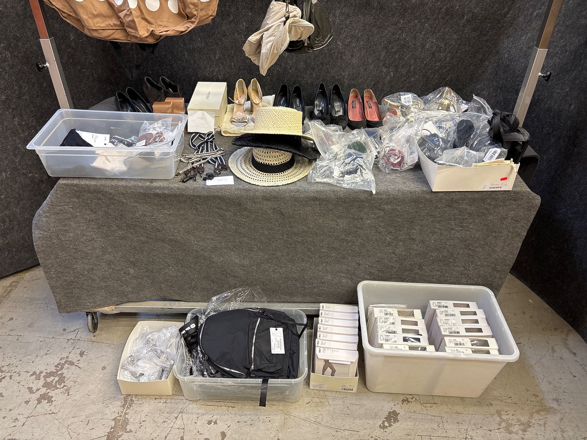 Image 1/45