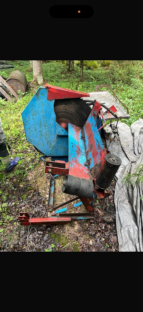 Image 1/5