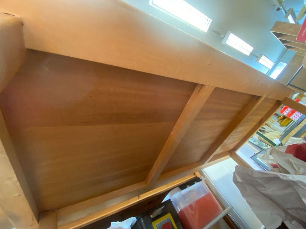 Image 4/4