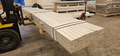 Image 6/8