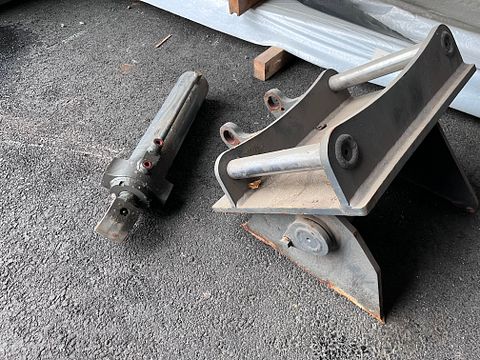 Image 1/6