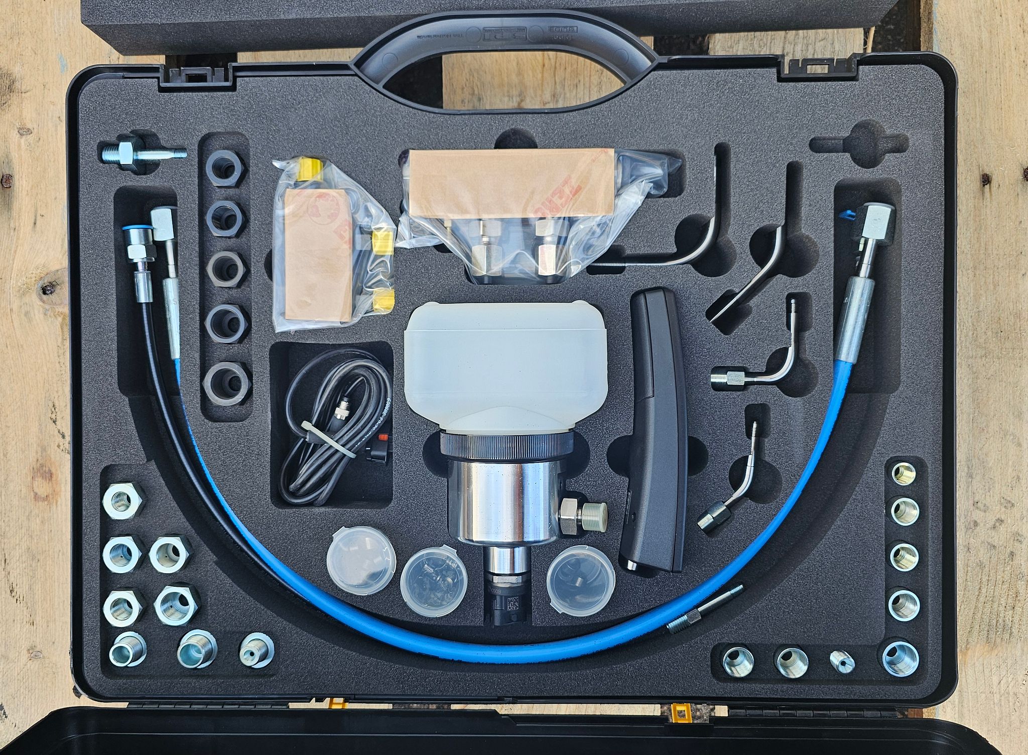 Image 2/4