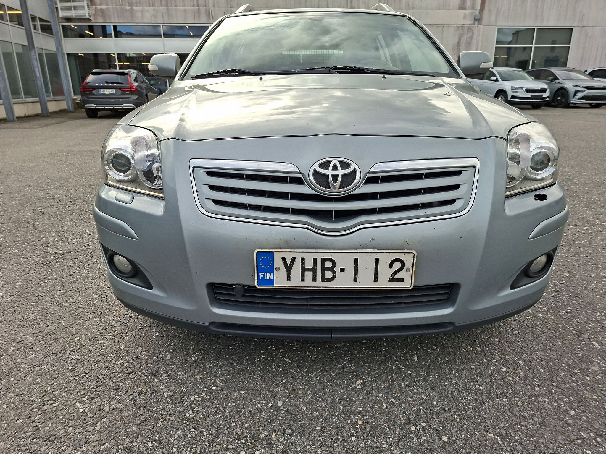Image 3/61