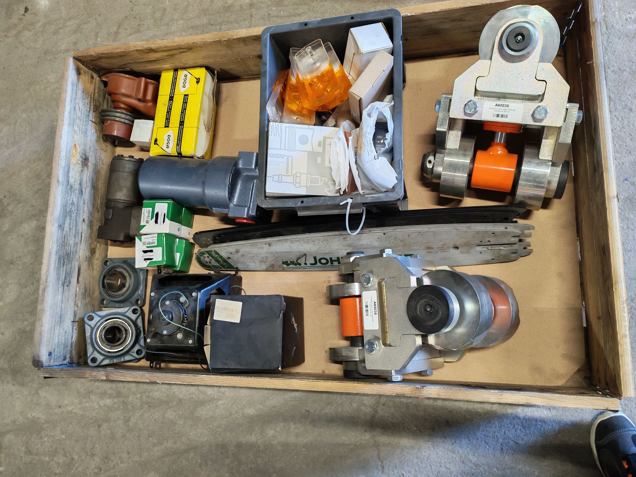 Image 1/2