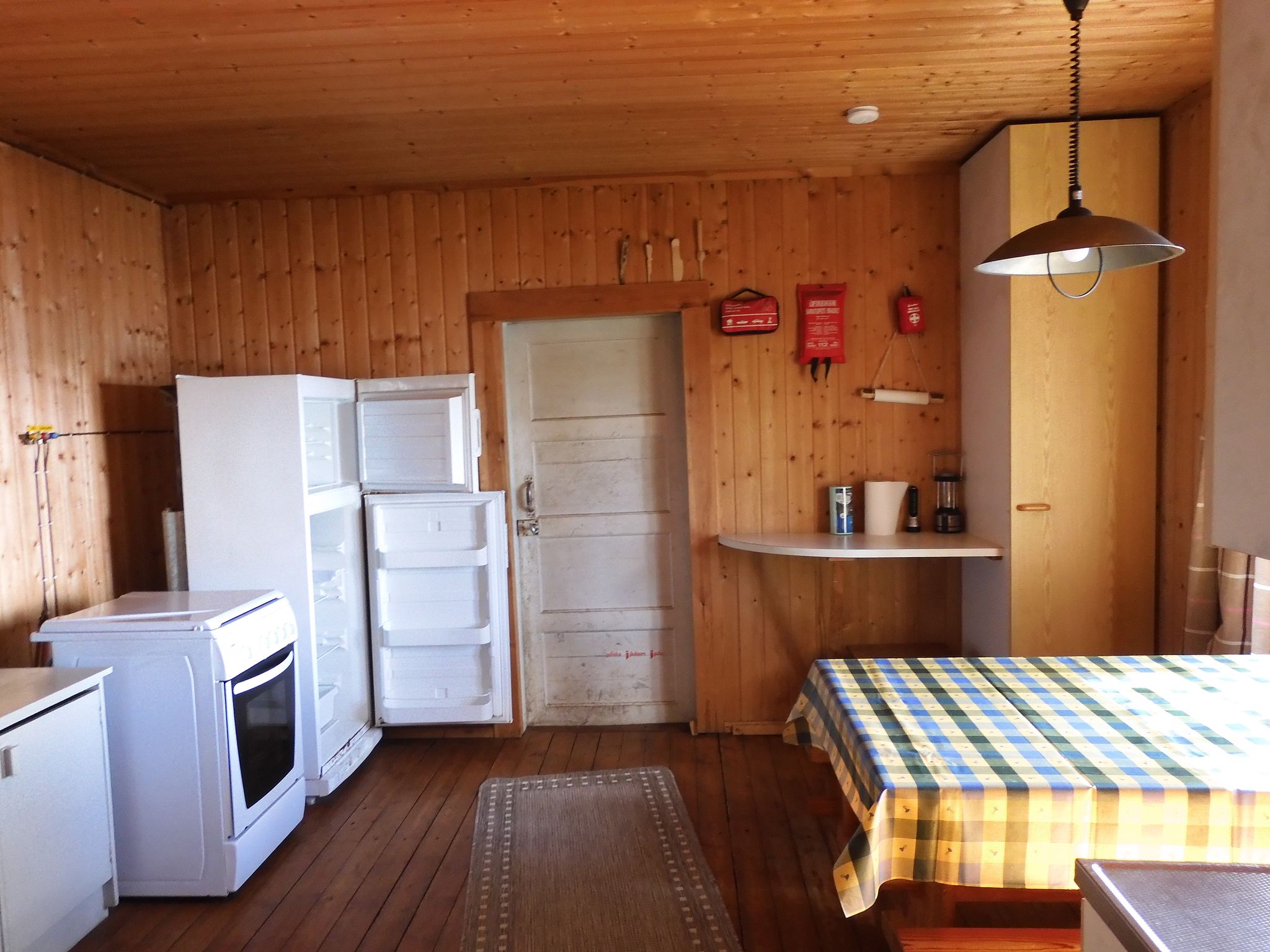 Image 8/23