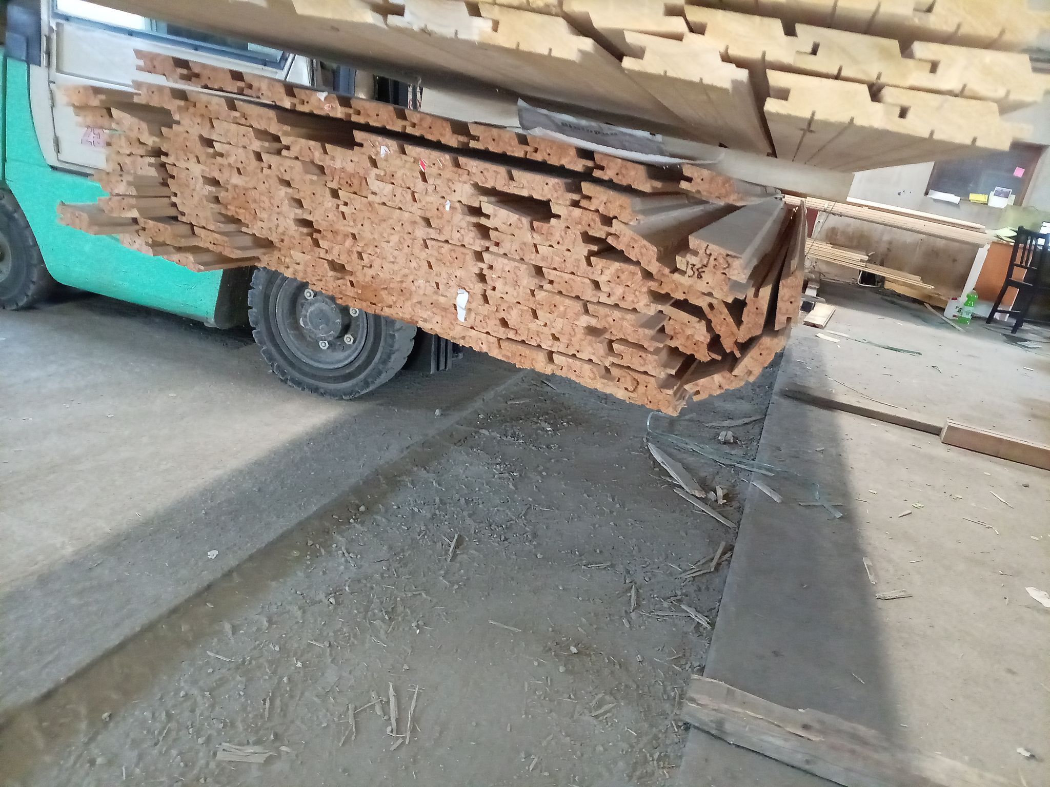 Image 6/9