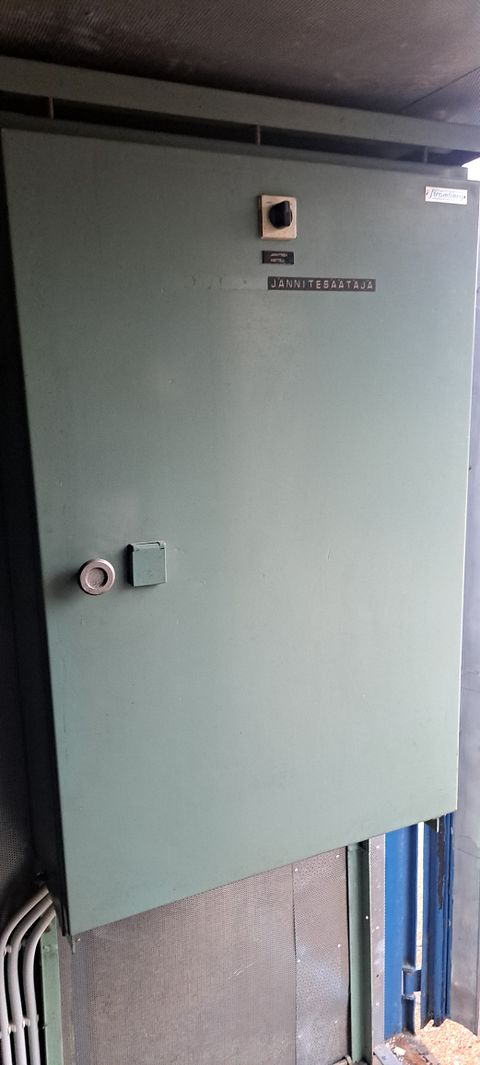 Image 14/21