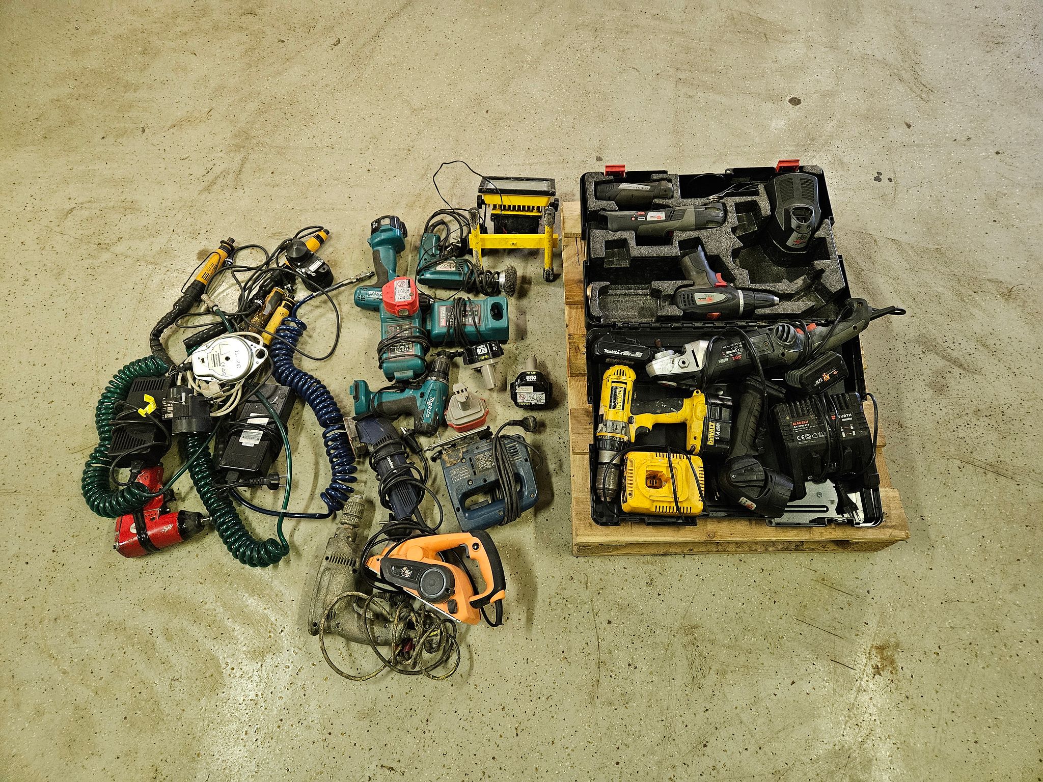 Image 1/5