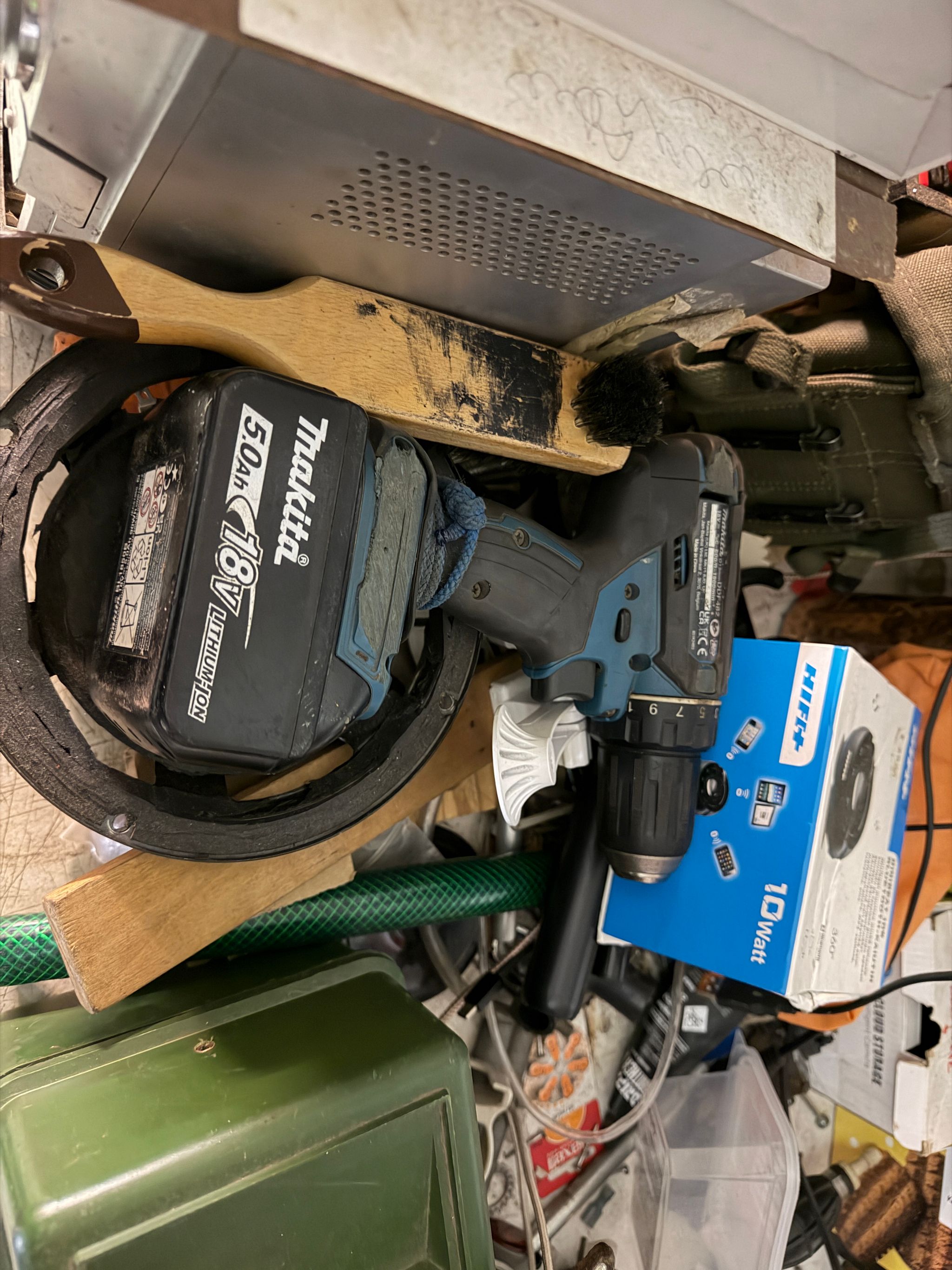 Image 1/28
