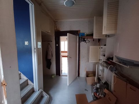 Image 7/44