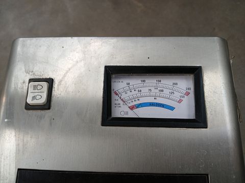 Image 5/7