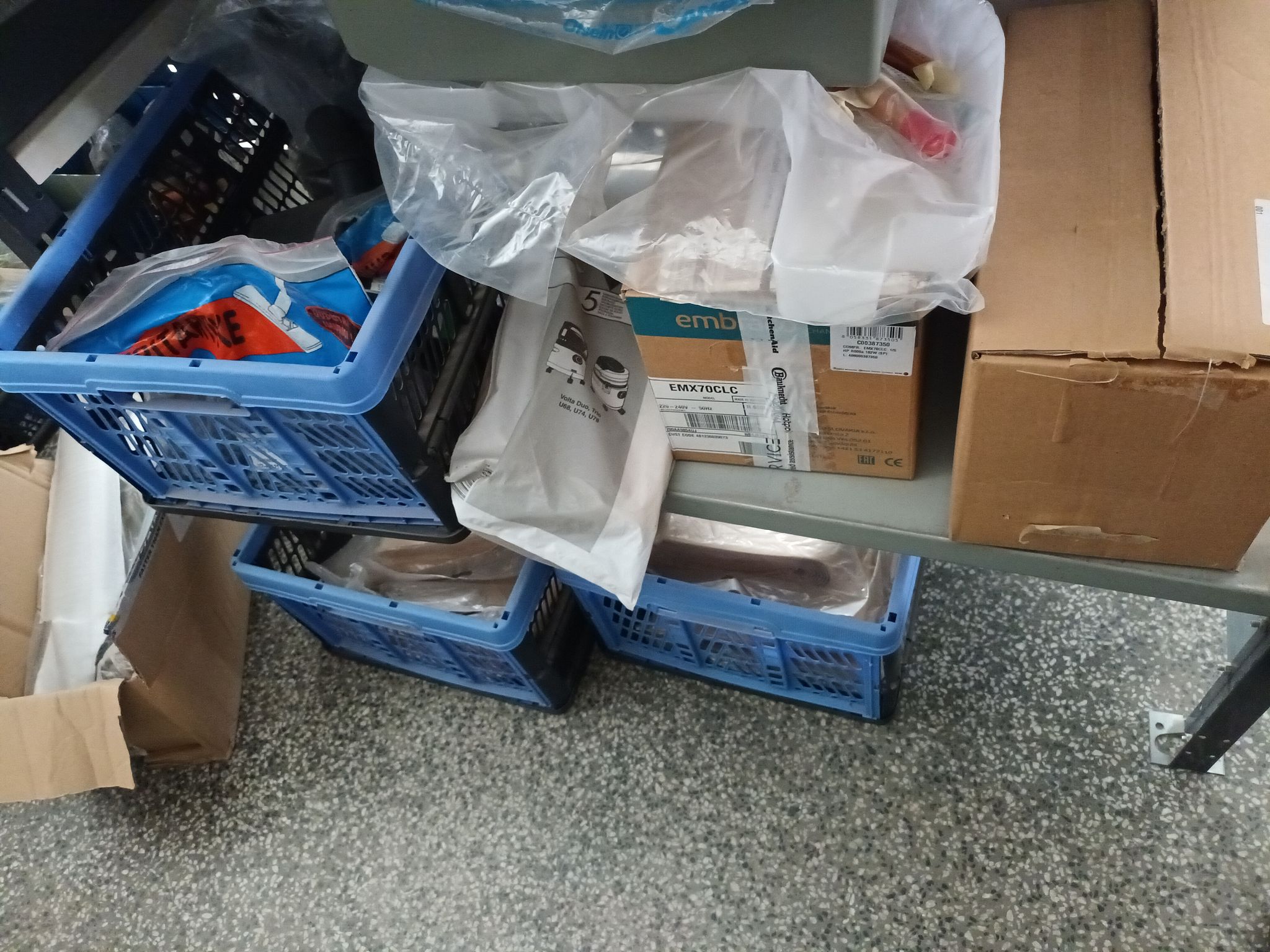 Image 8/60