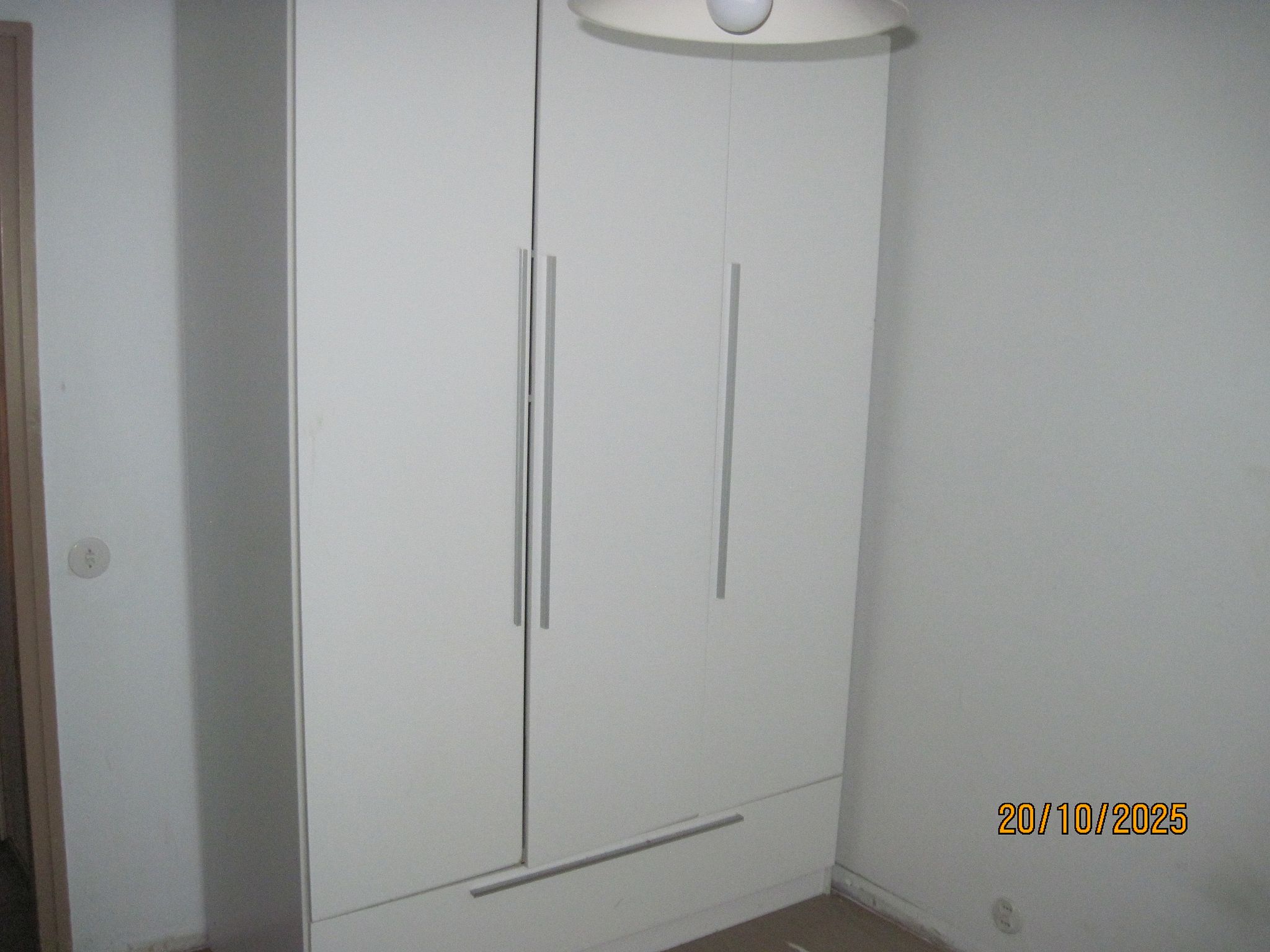 Image 14/22