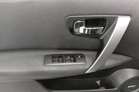 Image 9/49