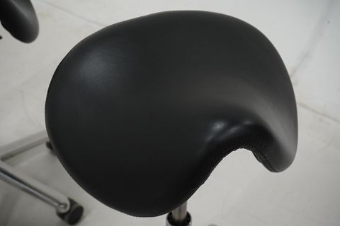 Image 6/9