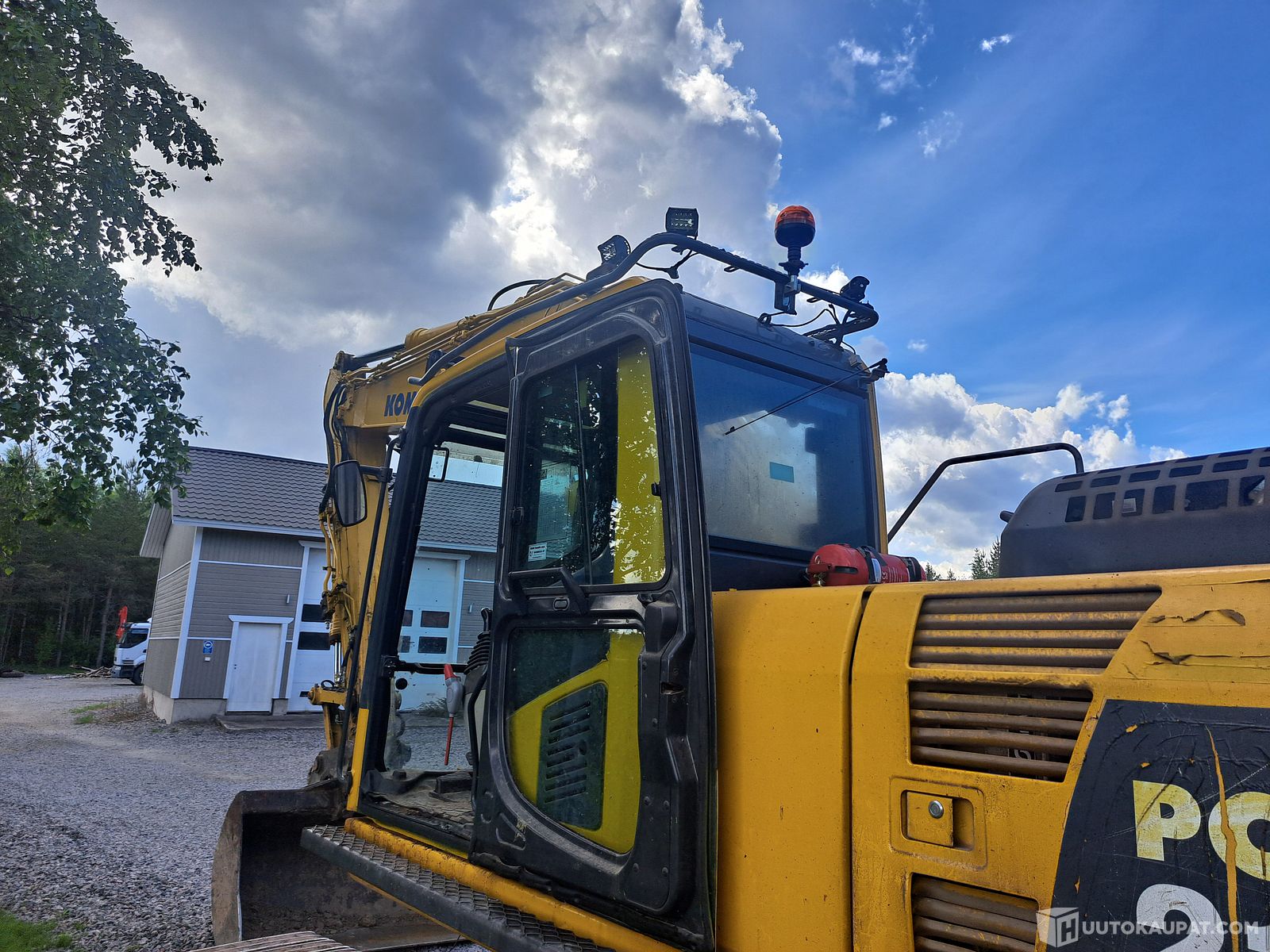 komatsu-pc210-8-2006-pyh-joki-huutokaupat
