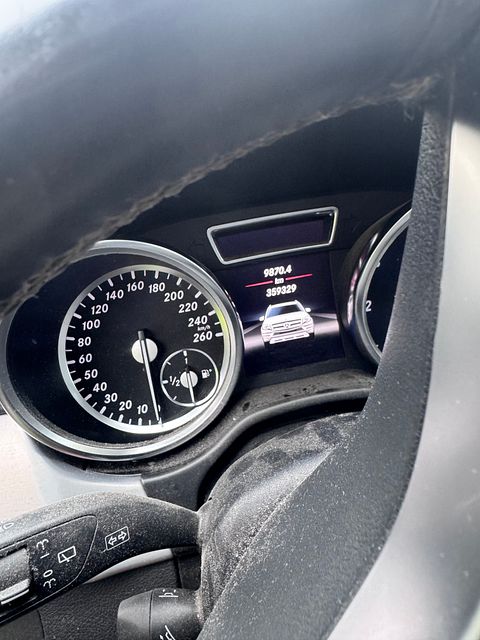 Image 5/10