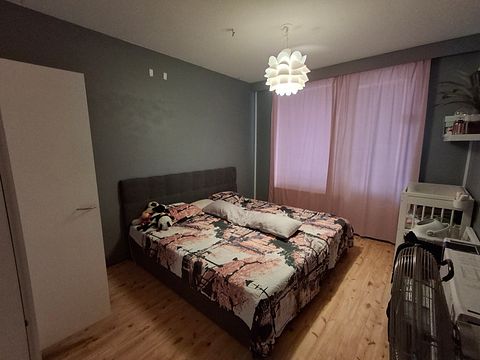 Image 11/19