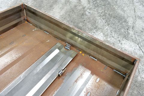 Image 11/17