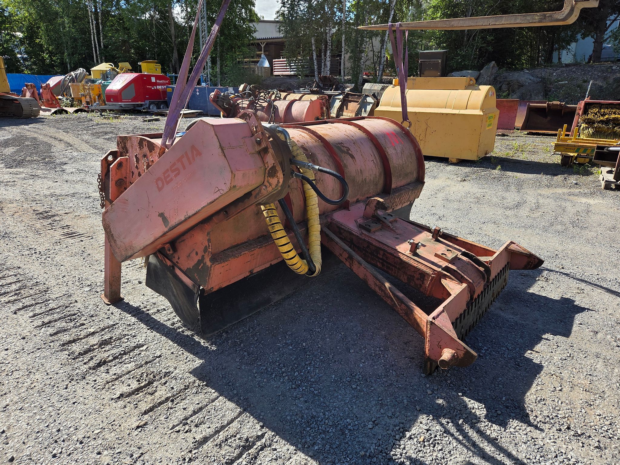 Image 1/6