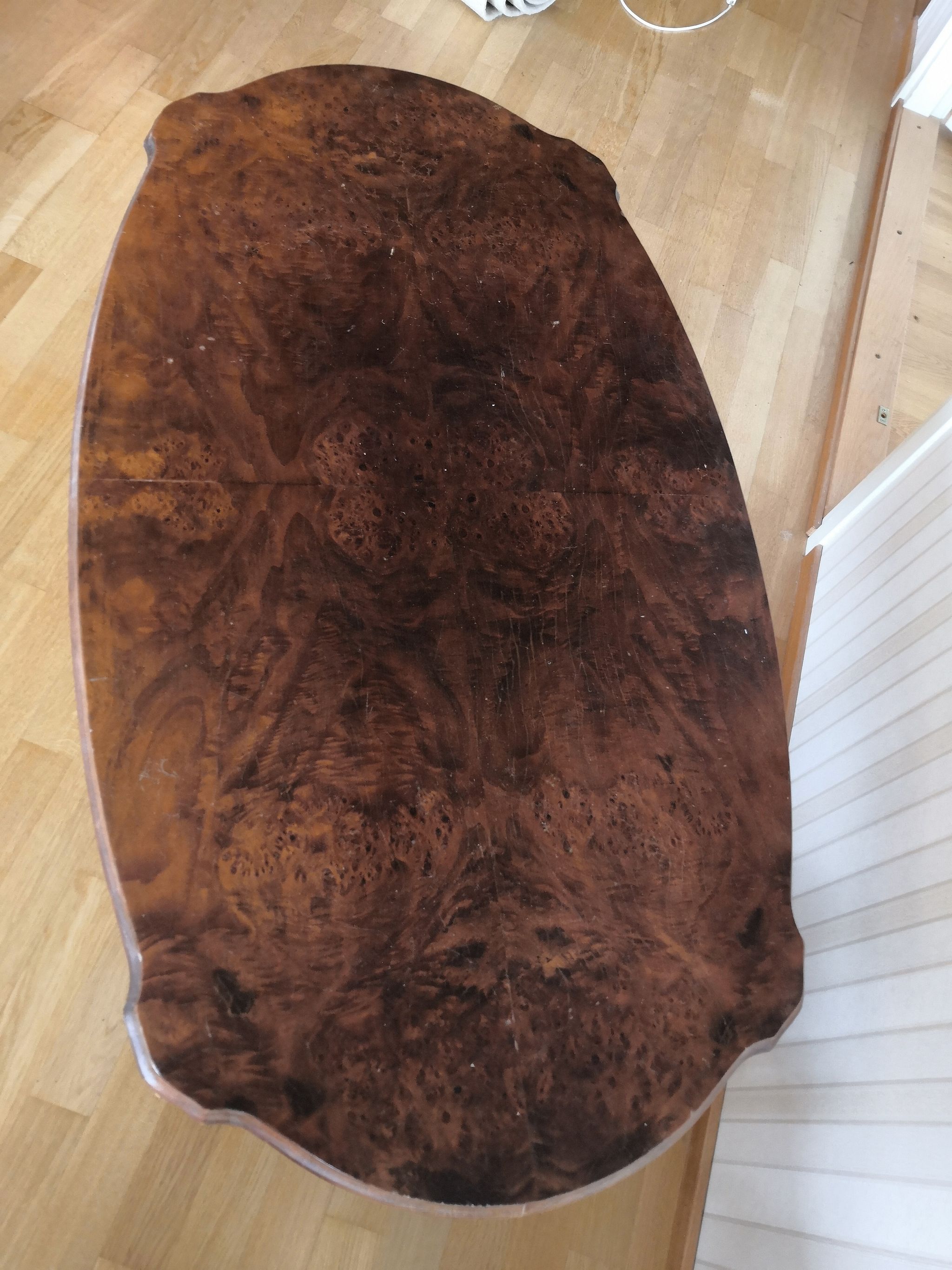 Image 6/10
