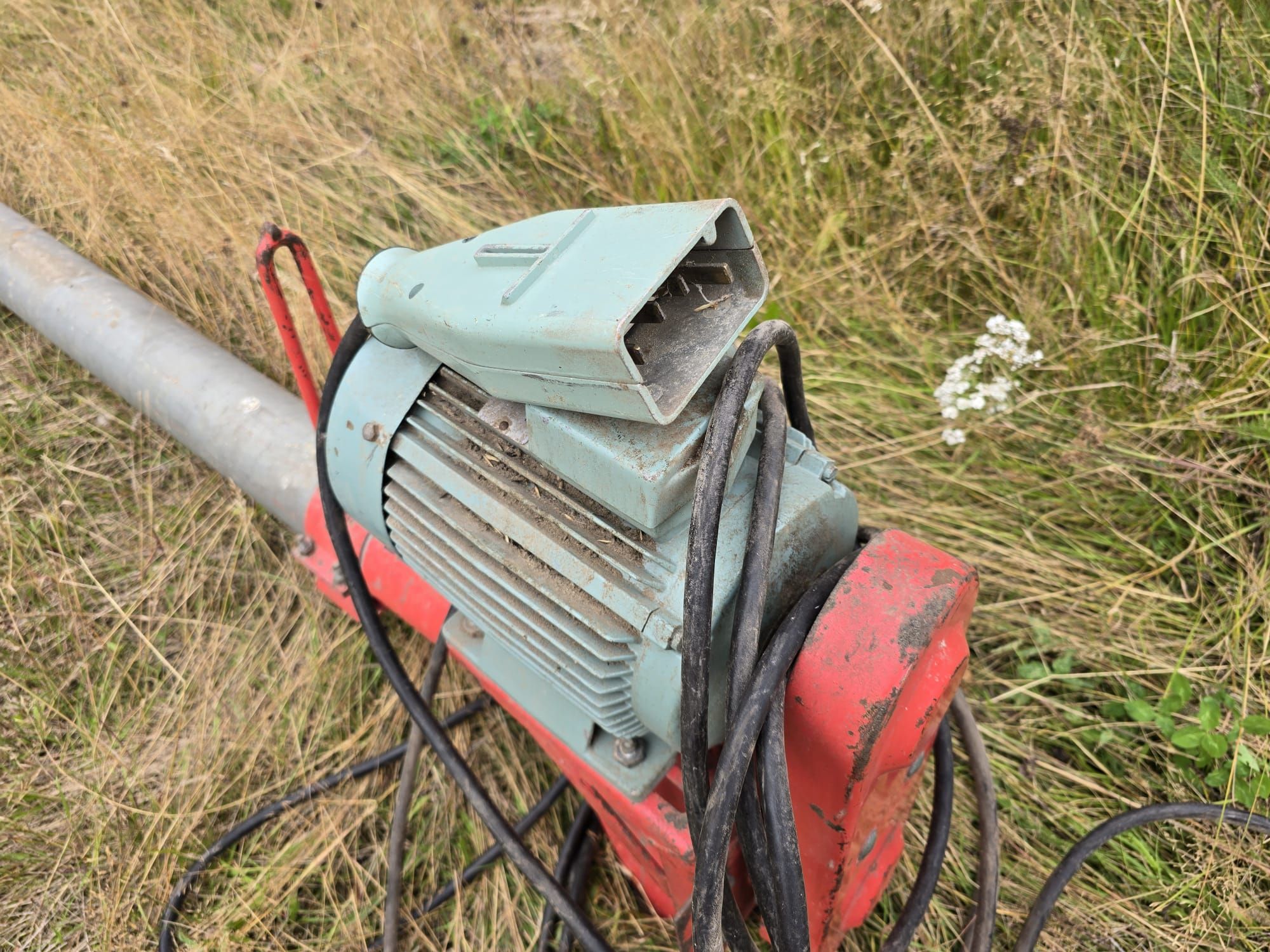 Image 6/7