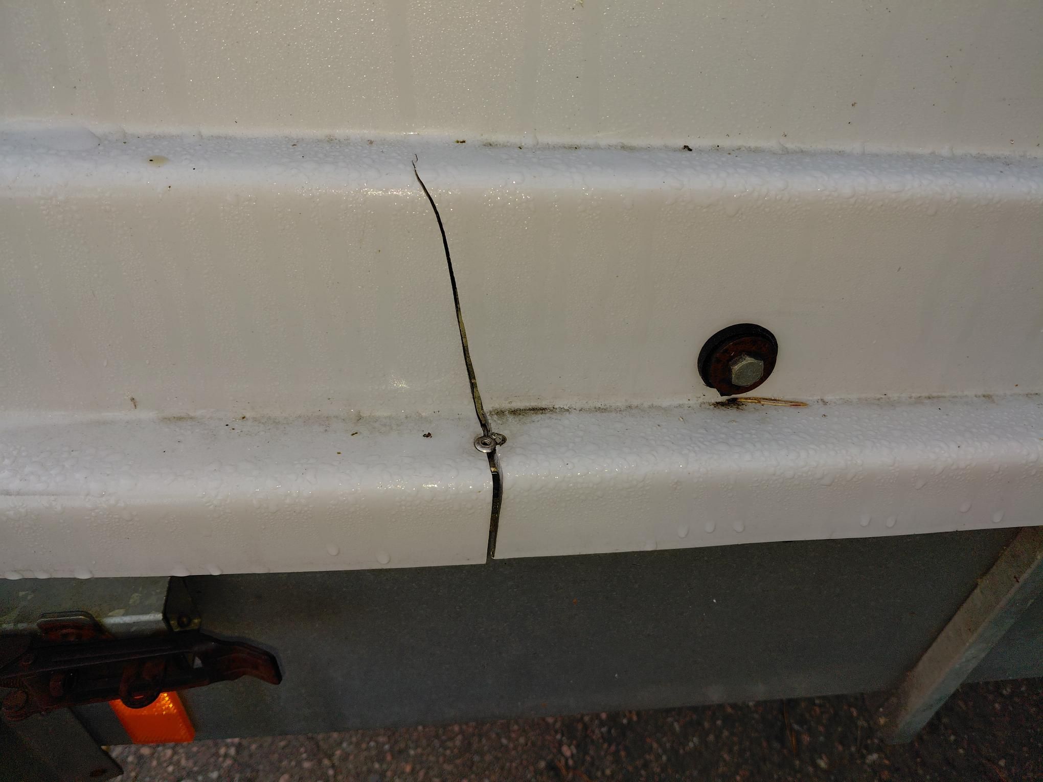 Image 3/4