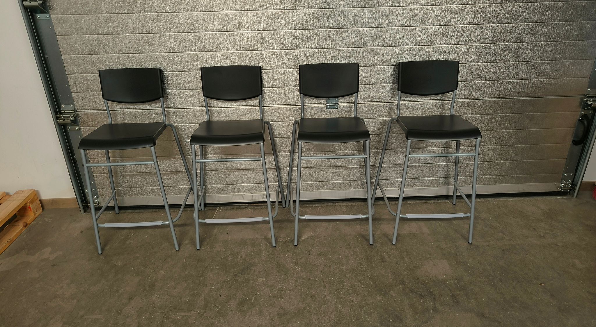 Image 7/8