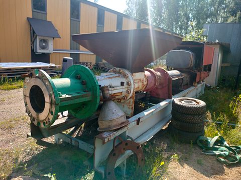 Image 1/9