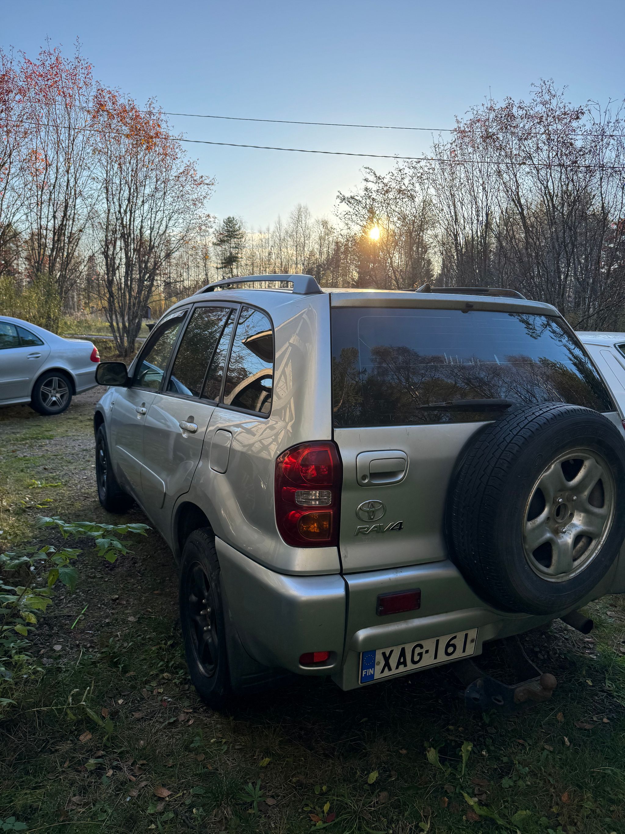 Image 4/10