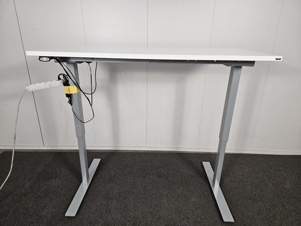 Image 1/8