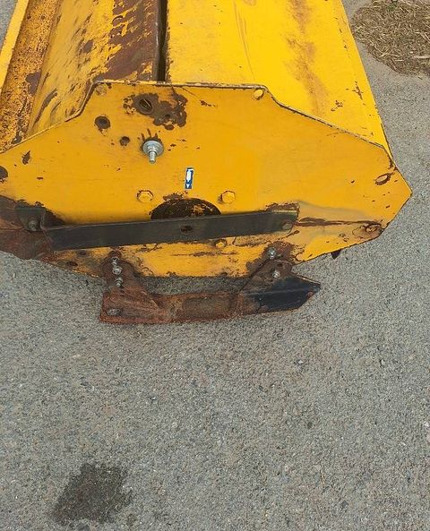 Image 8/17