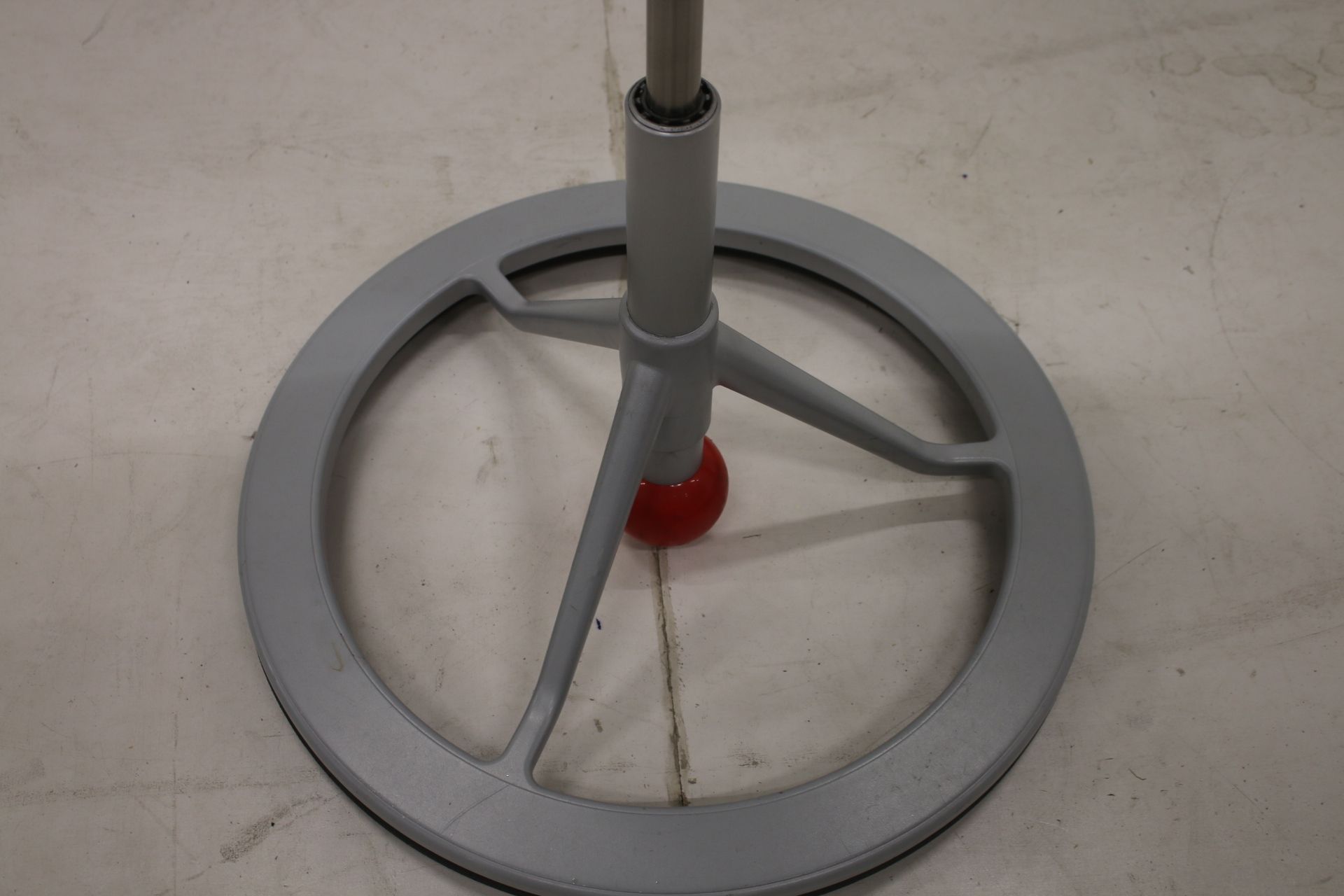 Image 6/7