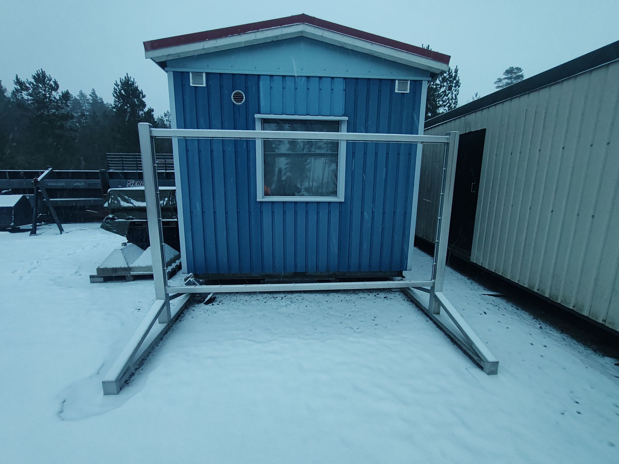 Image 2/3