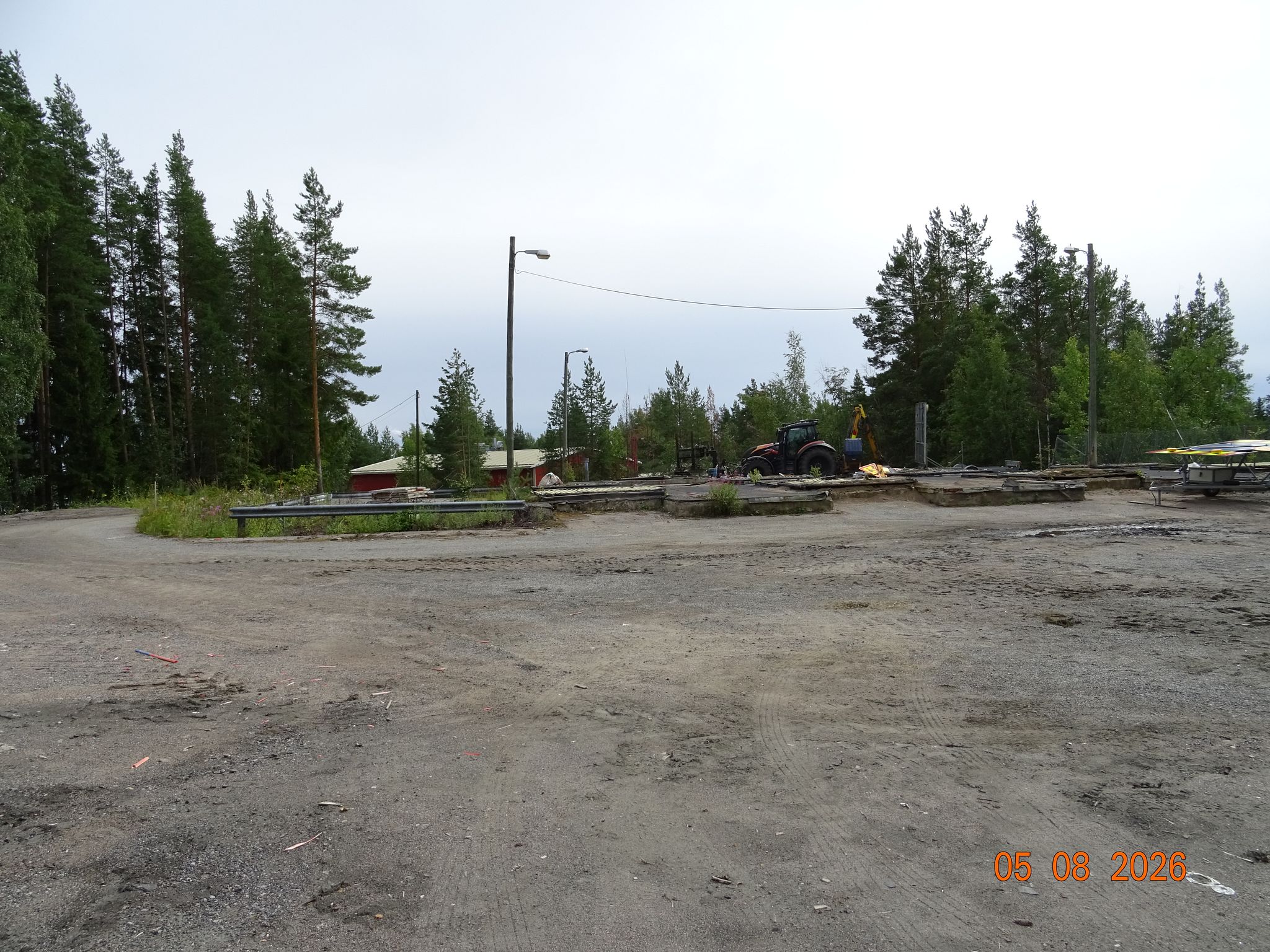 Image 16/16