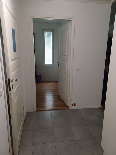 Image 11/18