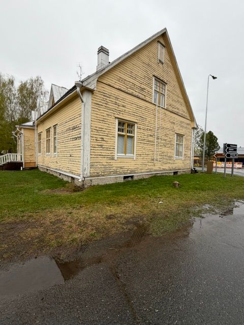 Image 5/9