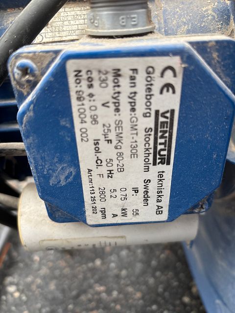 Image 4/6