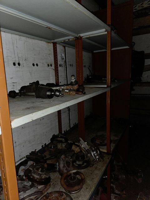 Image 13/13