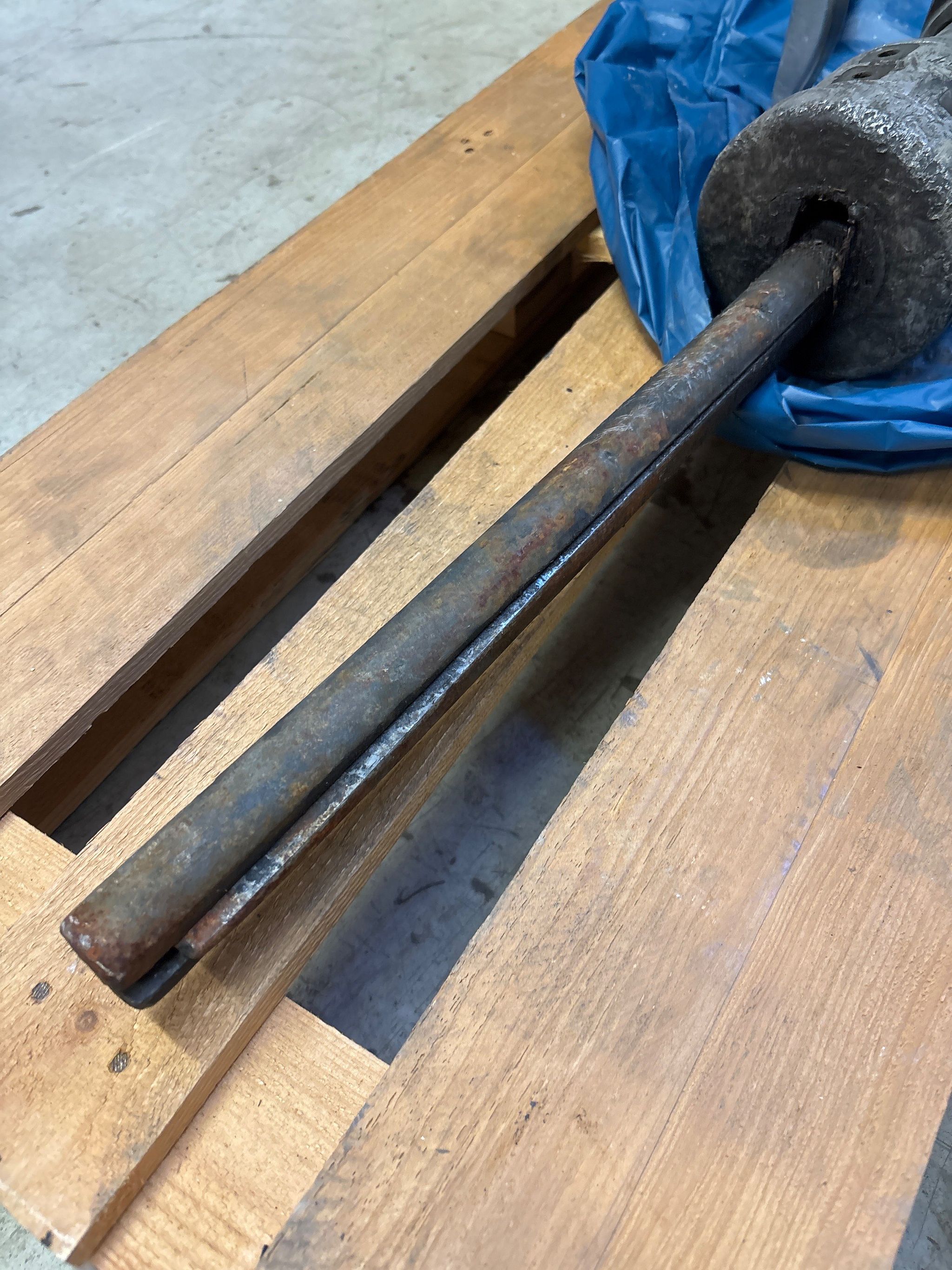 Image 2/7