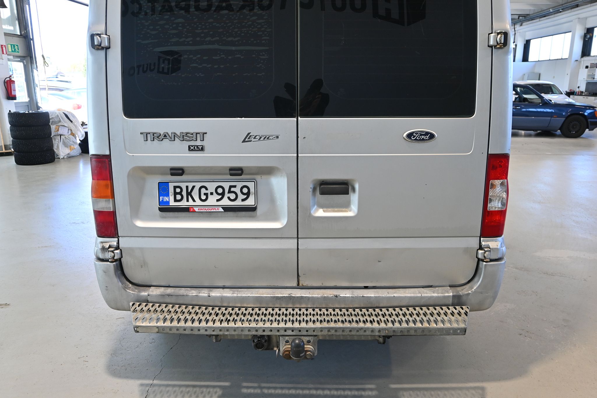 Image 10/45