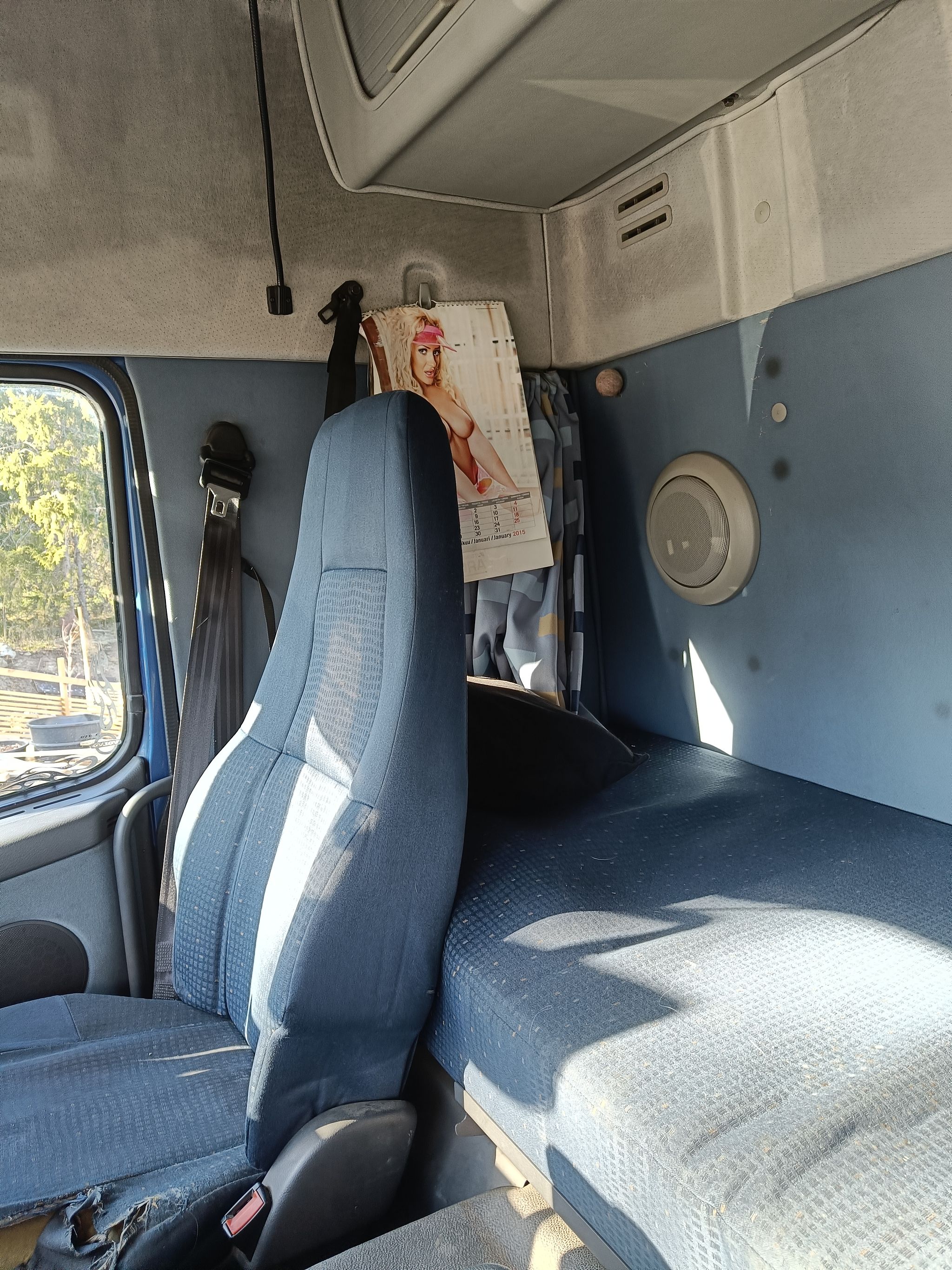 Image 11/22
